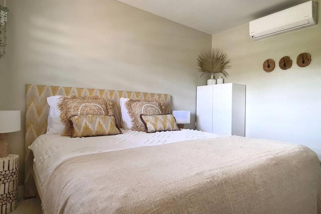 Boutique Appartment 4P With Private Pool, Near Jan Thiel & Mambo Beach Виллемстад Экстерьер фото